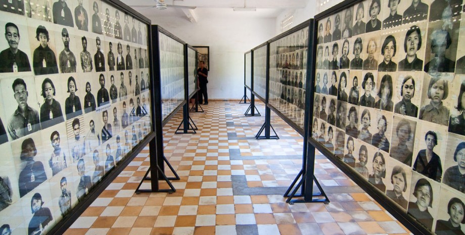 Visite du musée Tuol Sleng